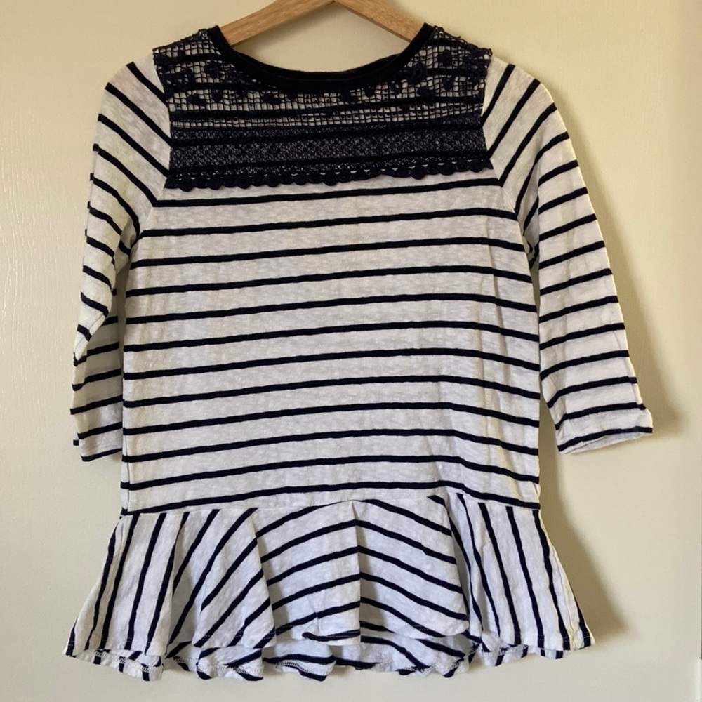 Crown & Ivy 3/4 Length Peplum Top